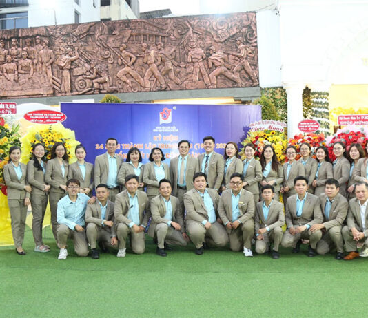 Chúc mừng kỷ niệm 34 năm thành lập Trung tâm Phát triển Khoa học và Công nghệ Trẻ – Thành Đoàn TP. HCM