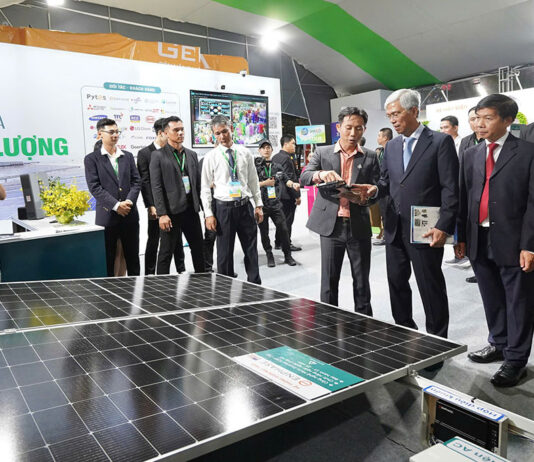 Alena Energy và Pytes công bố dự án sản xuất thiết bị lưu trữ điện năng lượng xanh tại GRECO 2024 trong chuỗi sự kiện Diễn đàn Kinh tế TP.HCM lần thứ 5