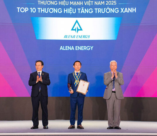 ALENA ENERGY được vinh danh top 10 thương hiệu tăng trưởng xanh Việt Nam 2025