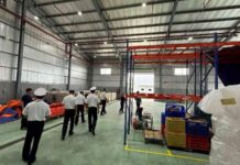 LỮ ĐOÀN 167 TRỒNG CÂY BÀNG VUÔNG VÀ THĂM NƠI LÀM VIỆC CÔNG TY BIOFIX